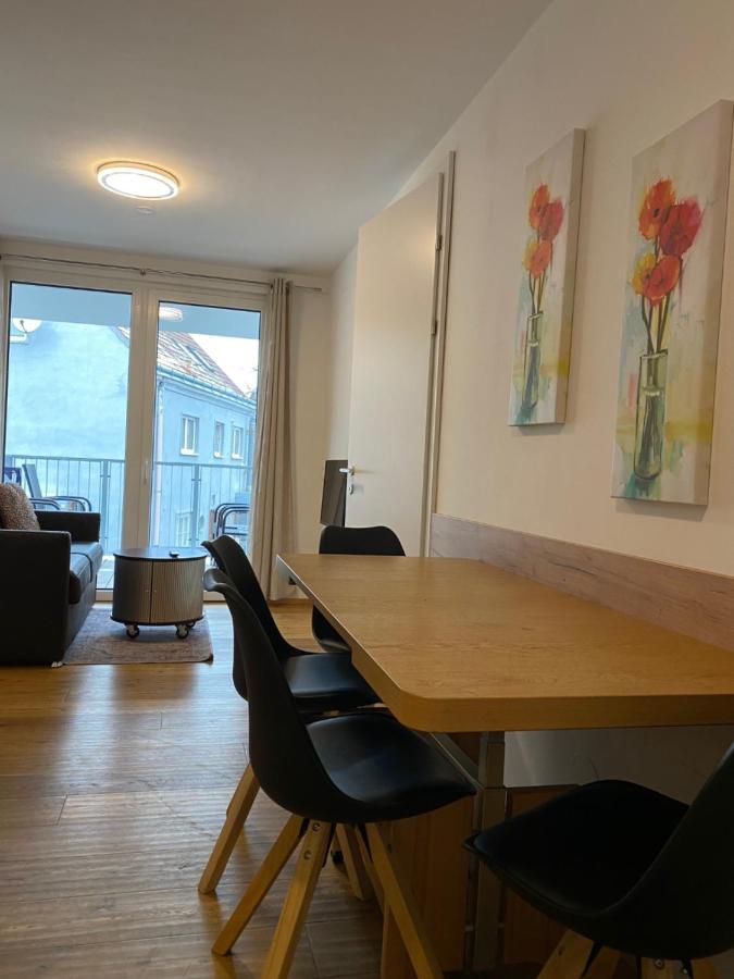 Modern Apartment With Balcony Near City Center Vienna Esterno foto