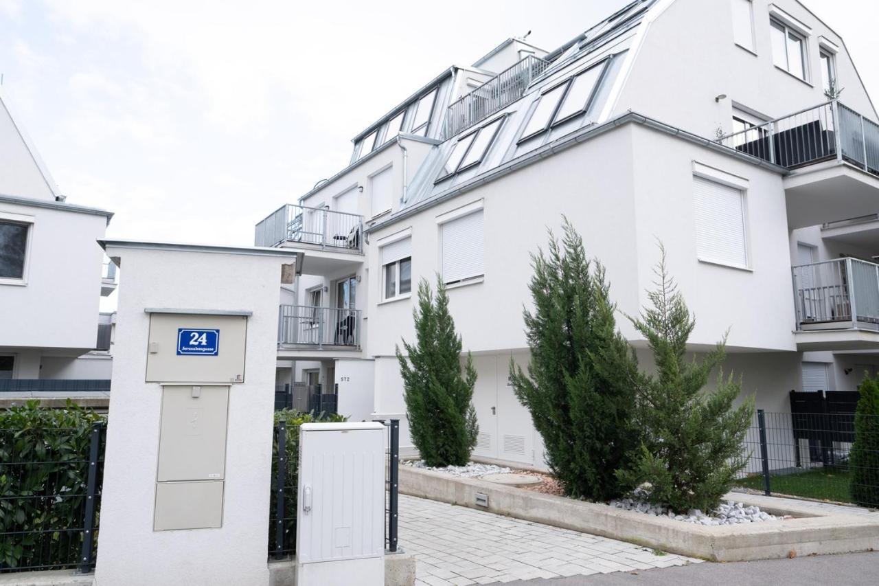 Modern Apartment With Balcony Near City Center Vienna Esterno foto